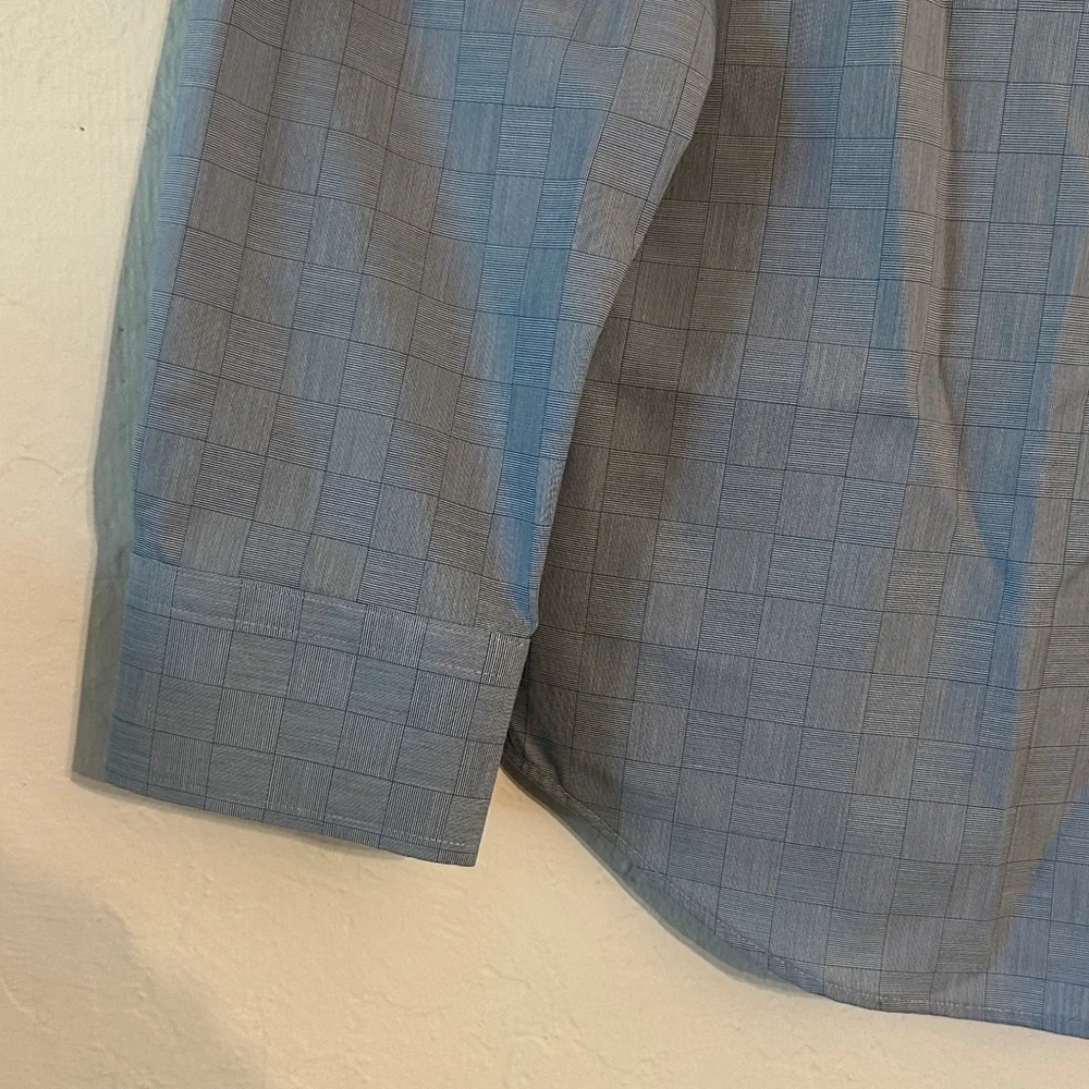 Banana Republic Slim Fit Dress Shirt – Men’s‎ S, Blue Check, Non-Iron